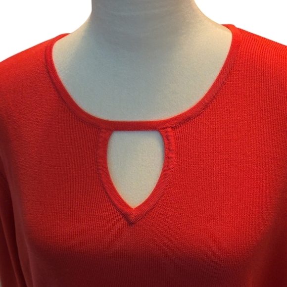 Maggie Barnes Top Stretchy Ribbed Fabric w/ Cut out Women size 2X - Picture 3 of 8